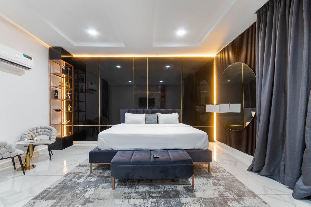 LUXURIOUS FOUR (4) BEDROOM APARTMENT - Image 9