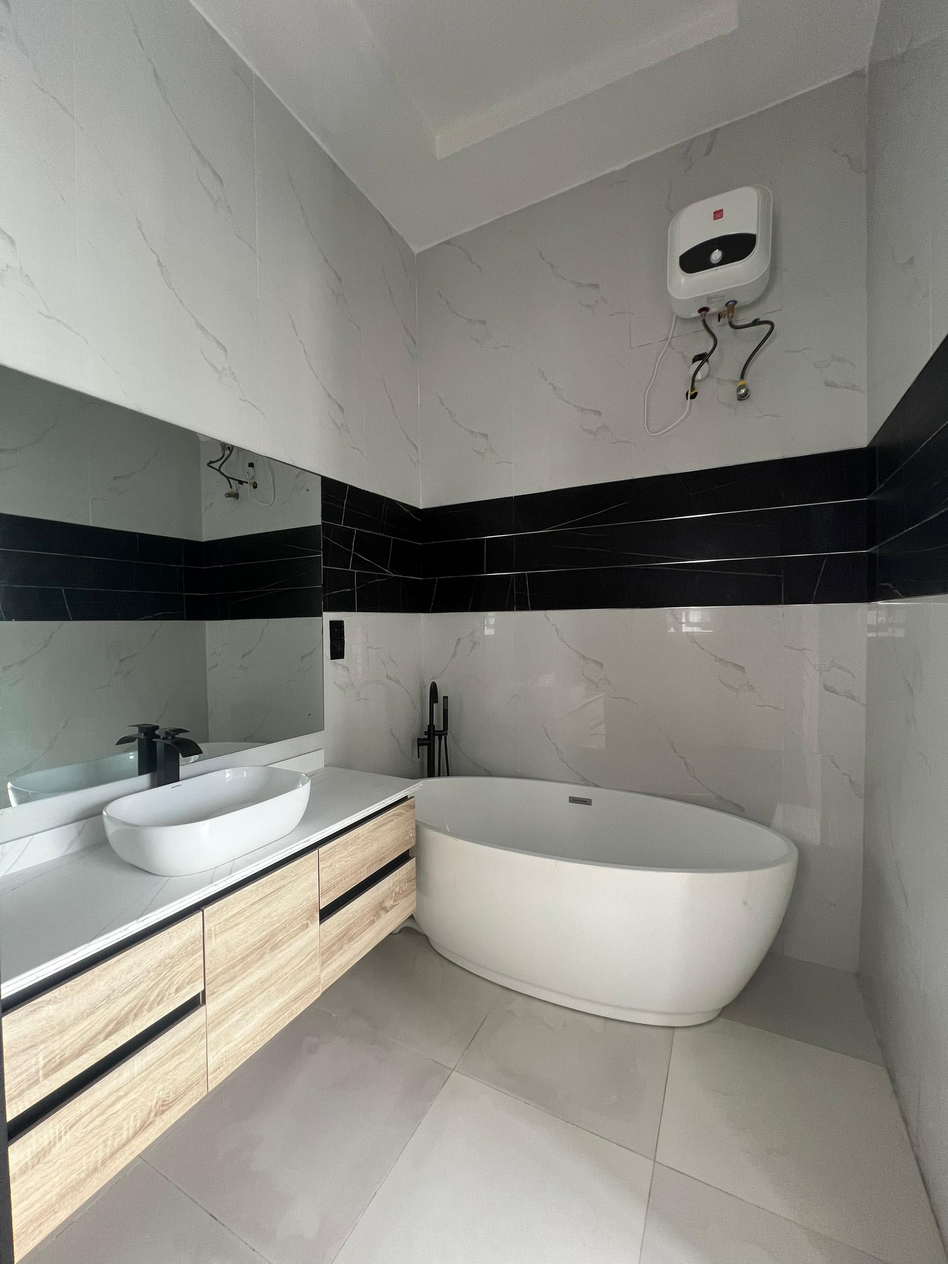 MODERN 4BEDROOM SEMI-DETACHED DUPLEX - Image 2