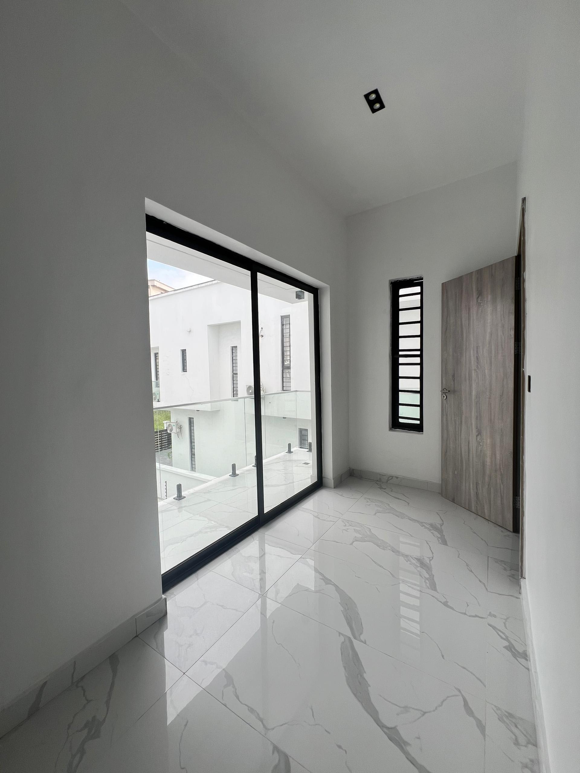 MODERN 4BEDROOM SEMI-DETACHED DUPLEX - Image 4