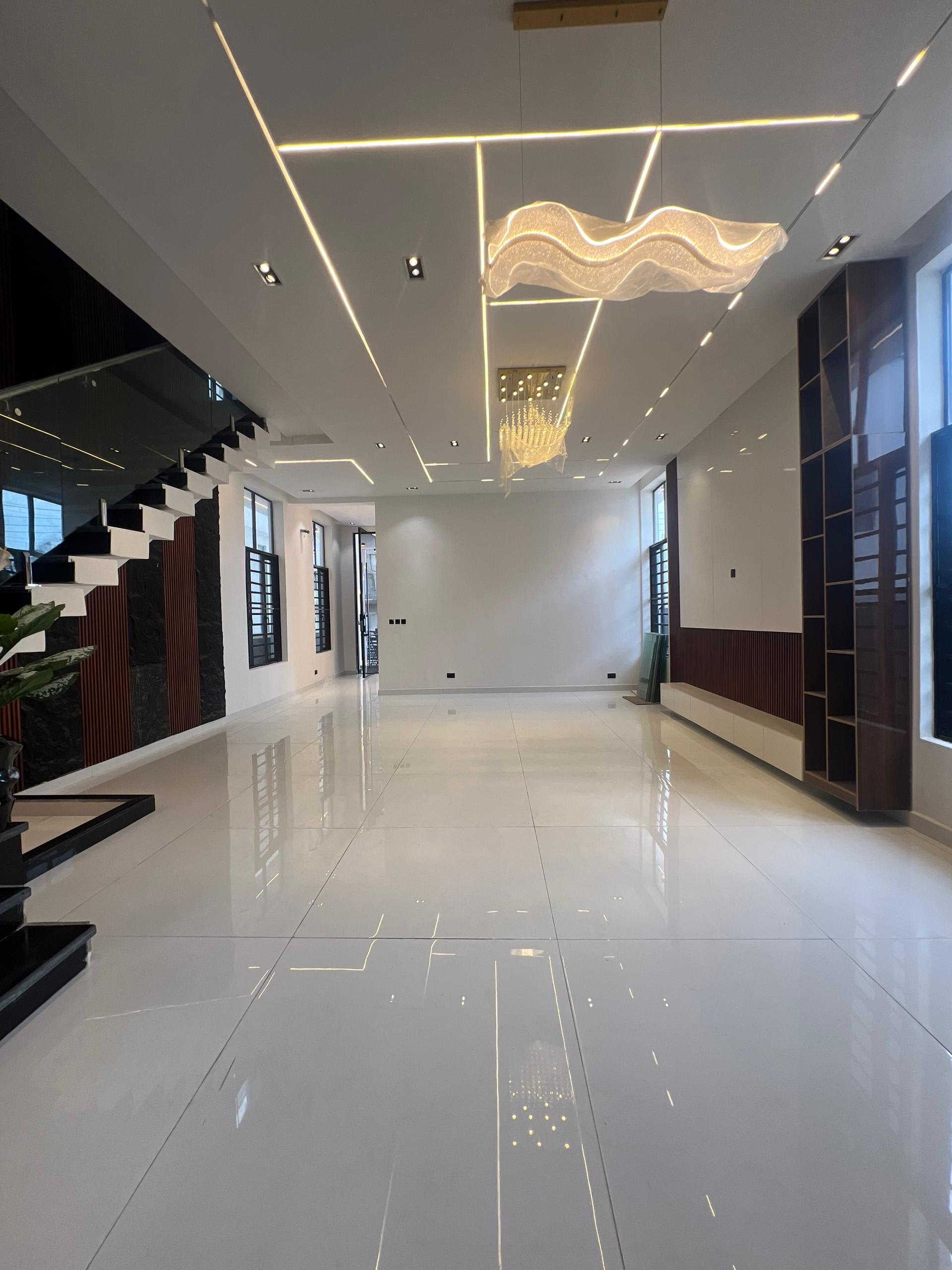 BEAUTIFUL 5BEDROOM DETACHED DUPLEX - Image 9