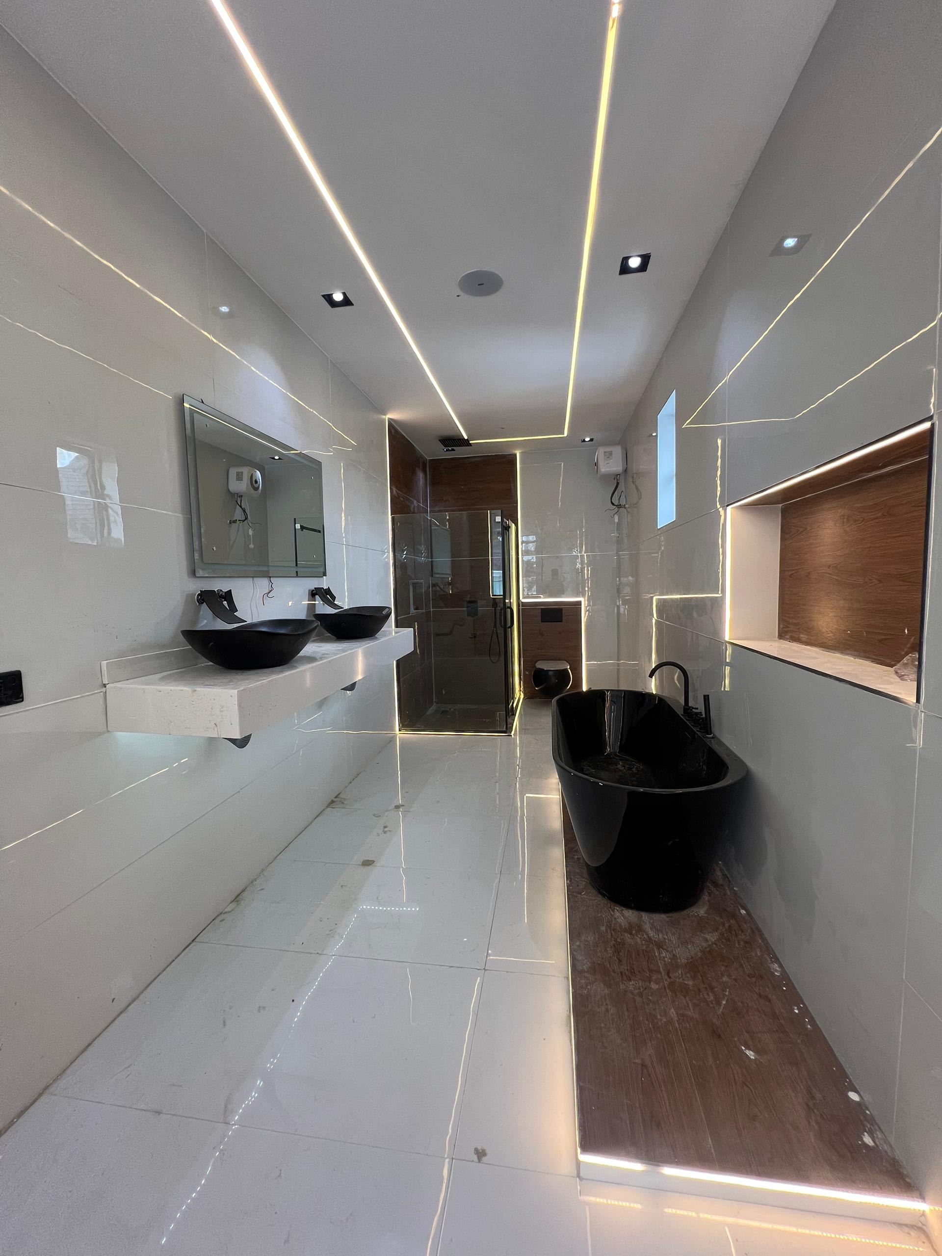 Stunning 4 Bedroom Detached duplex for sale - Image 5