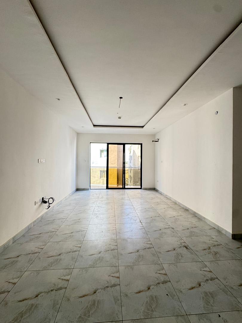 STUNNING FULLY SERVICED 2 & 3 BEDROOM APARTMENTS - Image 4