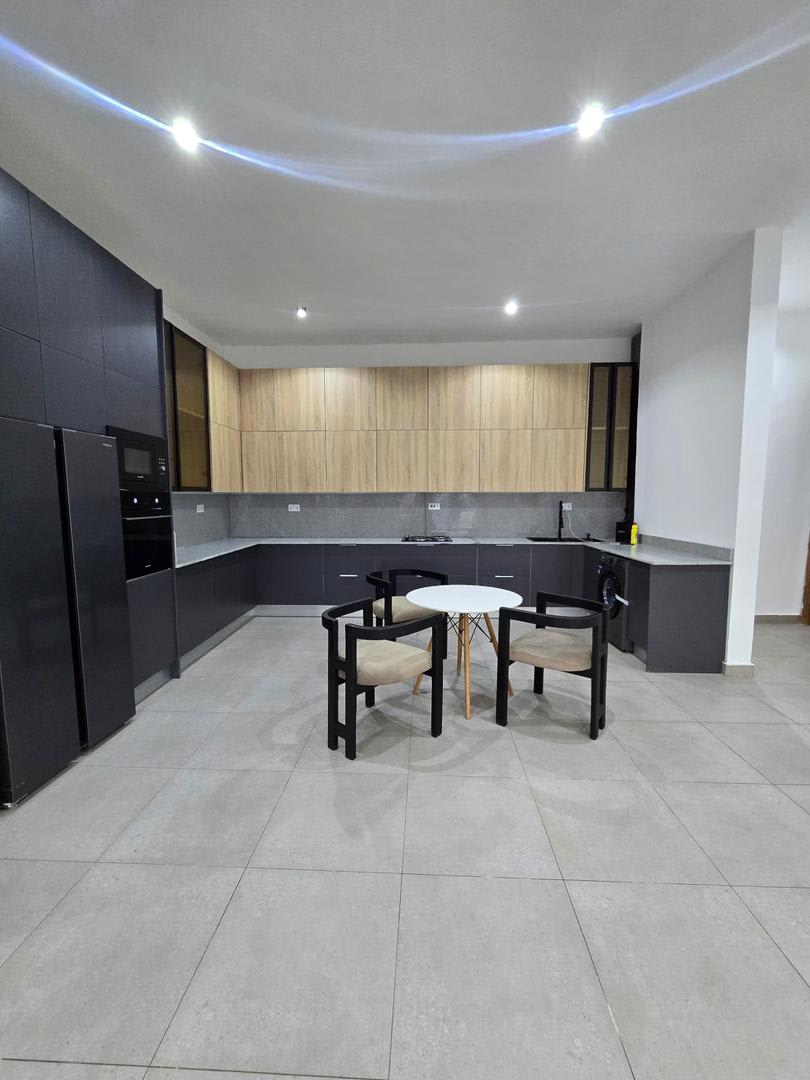 A STYLIST 2 & 3 BEDROOM APARTMENT - Image 11