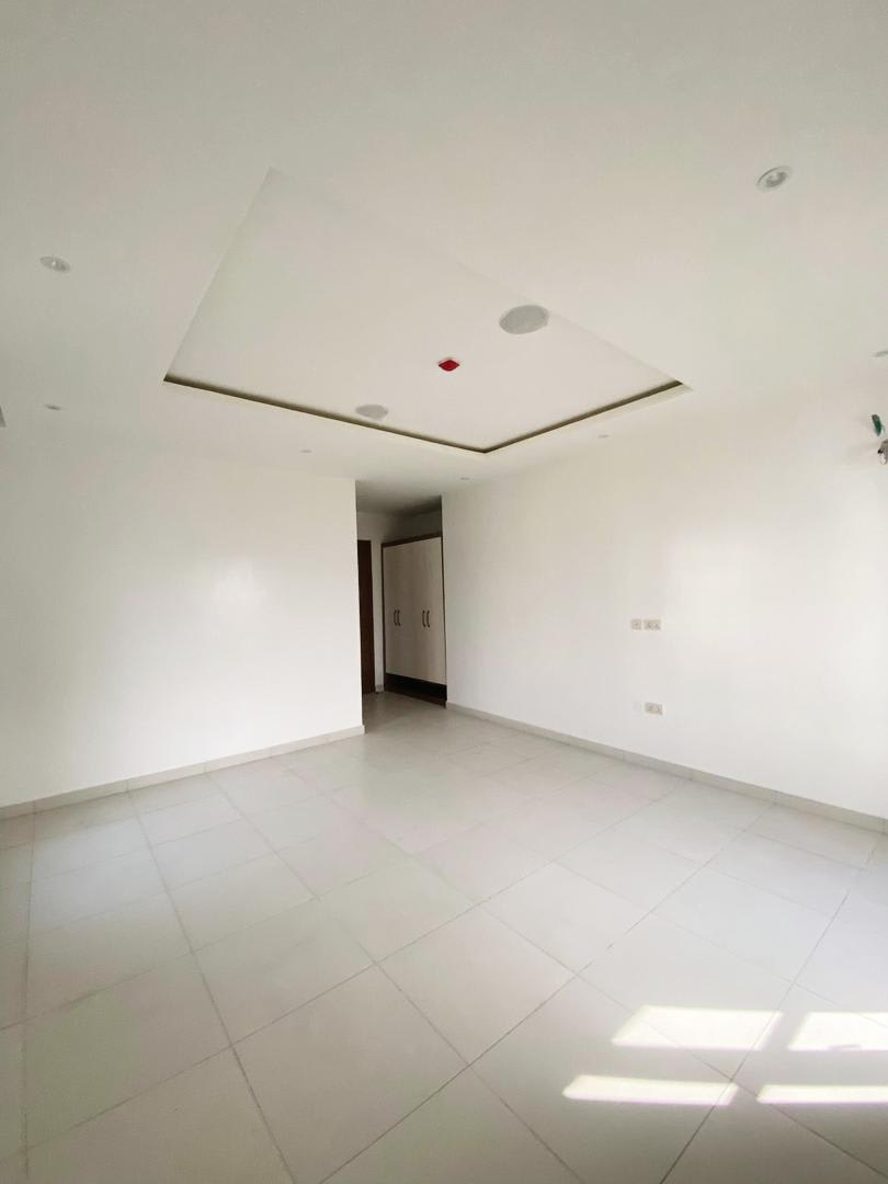 A TASTEFULLY BUILT 2 BEDROOM APARTMENT WITH BQ & ELEVATOR. - Image 7