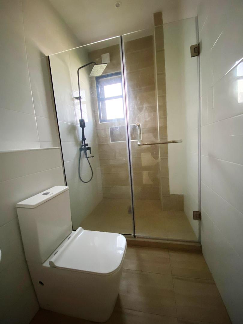 A TASTEFULLY BUILT 2 BEDROOM APARTMENT WITH BQ & ELEVATOR. - Image 8