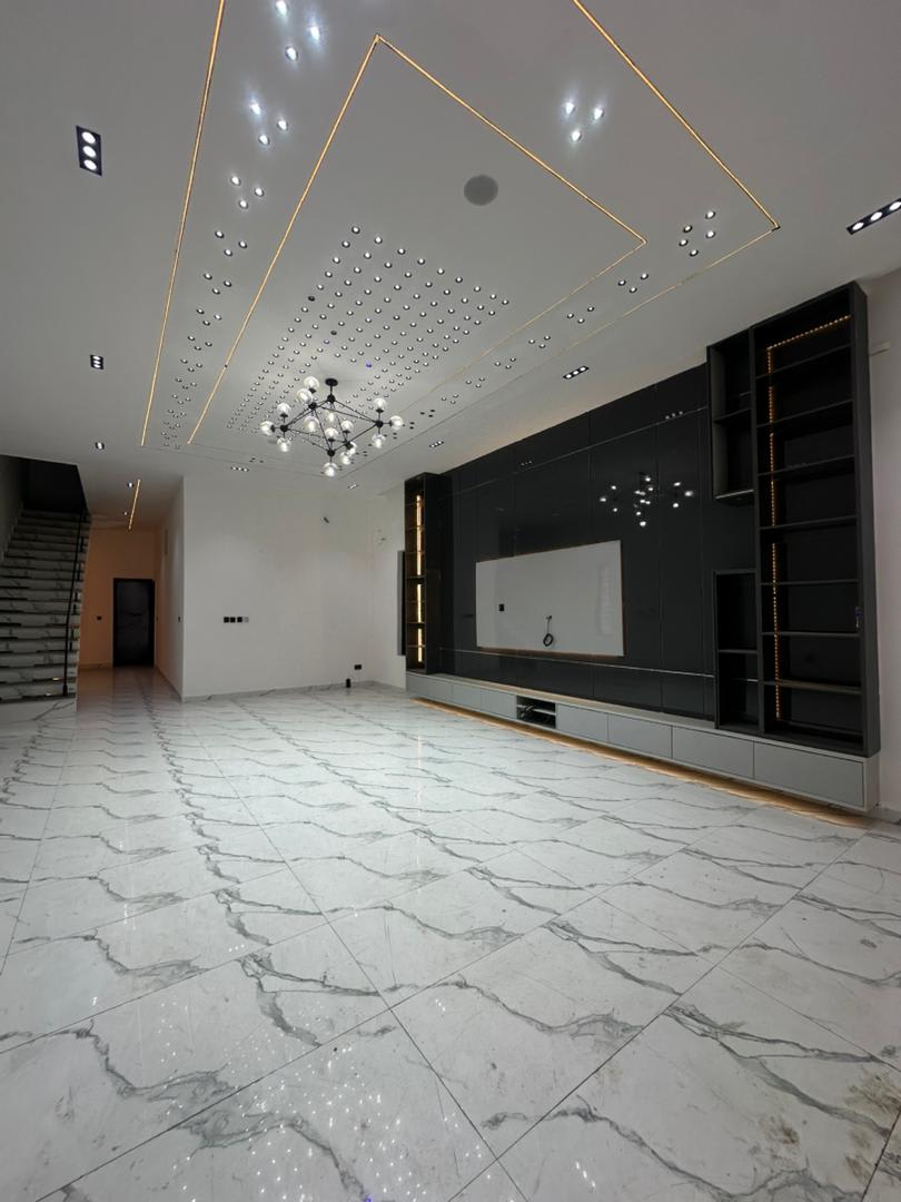 MODERN 5BEDROOM FULLY DETACHED DUPLEX WITH FITTED GYM, ROOFTOP SWIMMING POOL, - Image 9