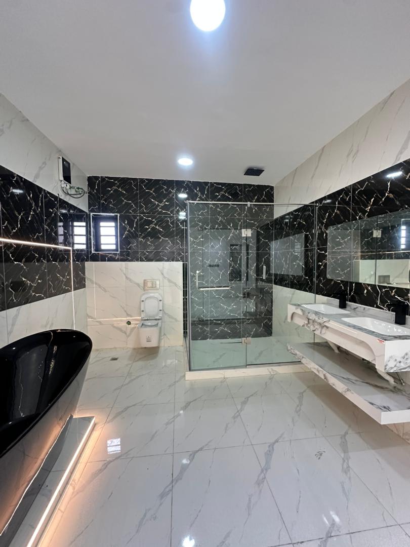 MODERN 5BEDROOM FULLY DETACHED DUPLEX WITH FITTED GYM, ROOFTOP SWIMMING POOL, - Image 10