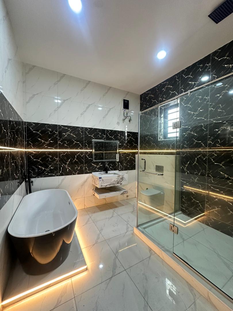 MODERN 5BEDROOM FULLY DETACHED DUPLEX WITH FITTED GYM, ROOFTOP SWIMMING POOL, - Image 7