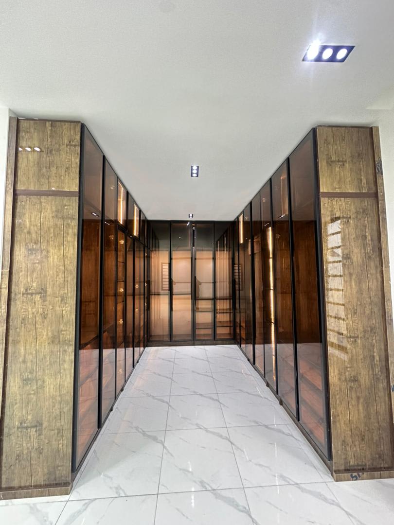 MODERN 5BEDROOM FULLY DETACHED DUPLEX WITH FITTED GYM, ROOFTOP SWIMMING POOL, - Image 13