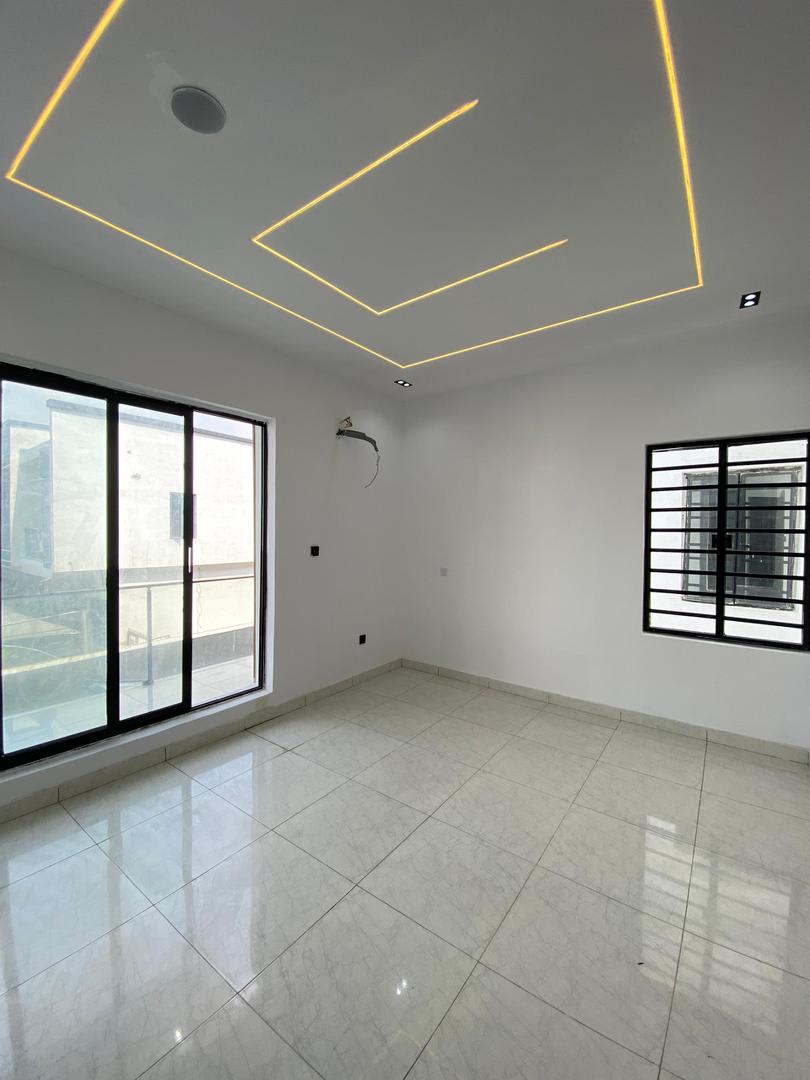 TASTEFULLY BUILT 4 BEDROOM SEMIDETACHED DUPLEX - Image 3