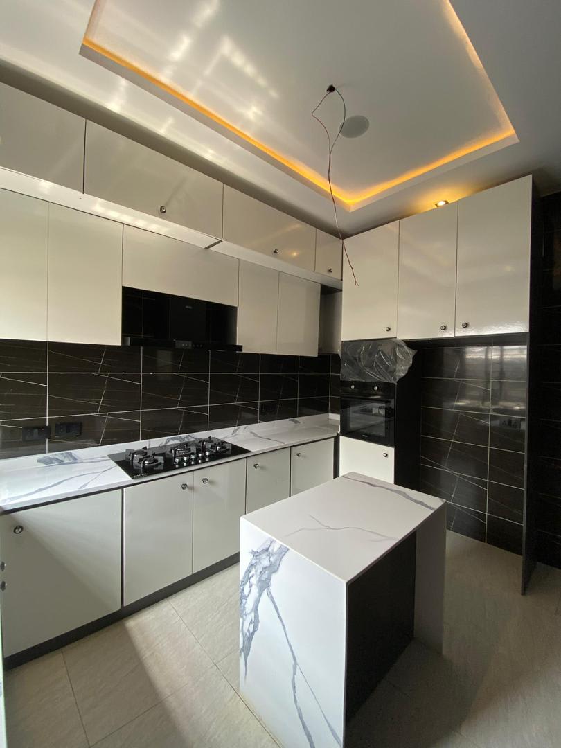 TASTEFULLY BUILT 4 BEDROOM SEMIDETACHED DUPLEX - Image 5