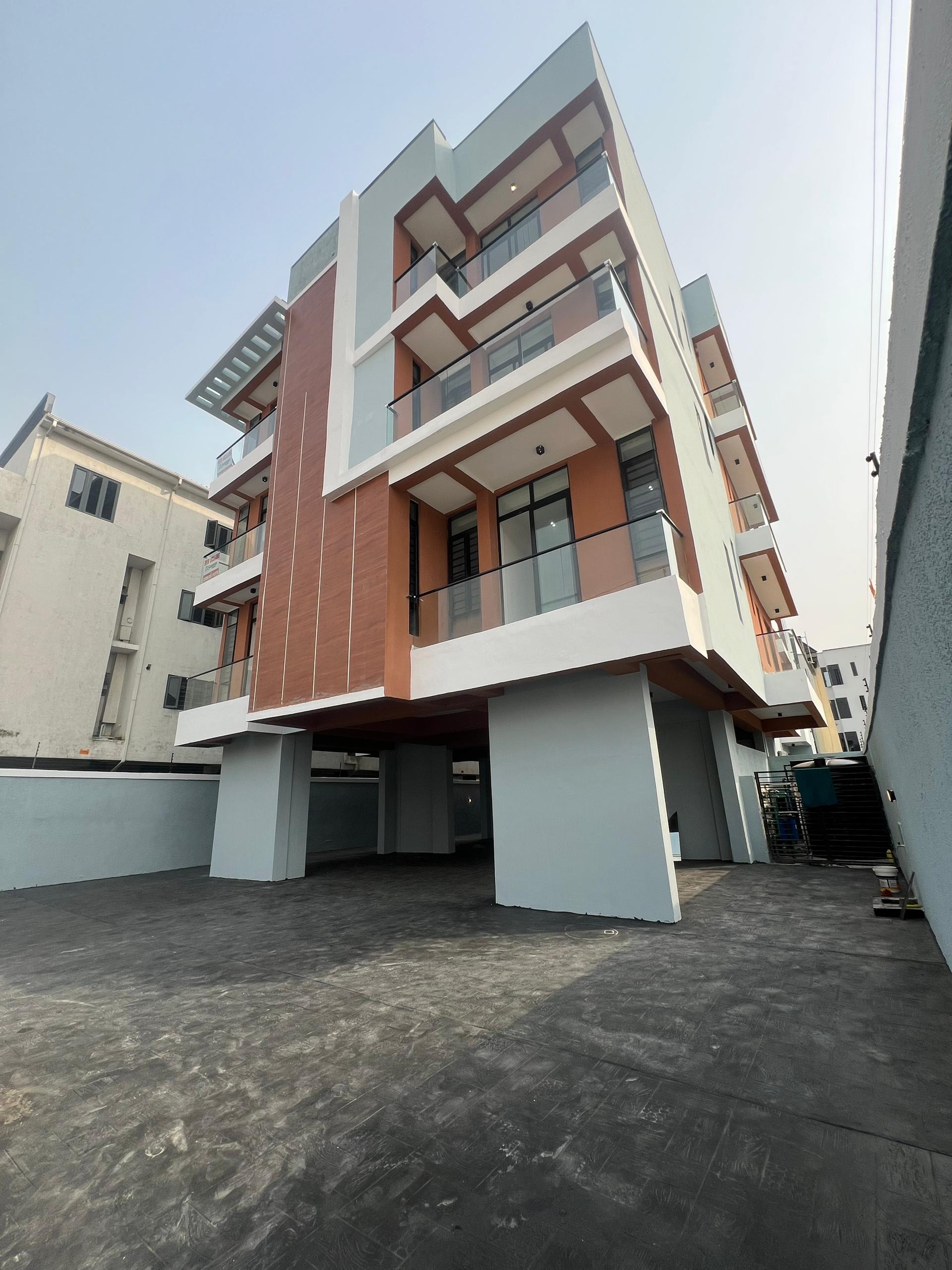 EXECUTIVE FULLY SERVICED 2BEDROOM APARTMENT