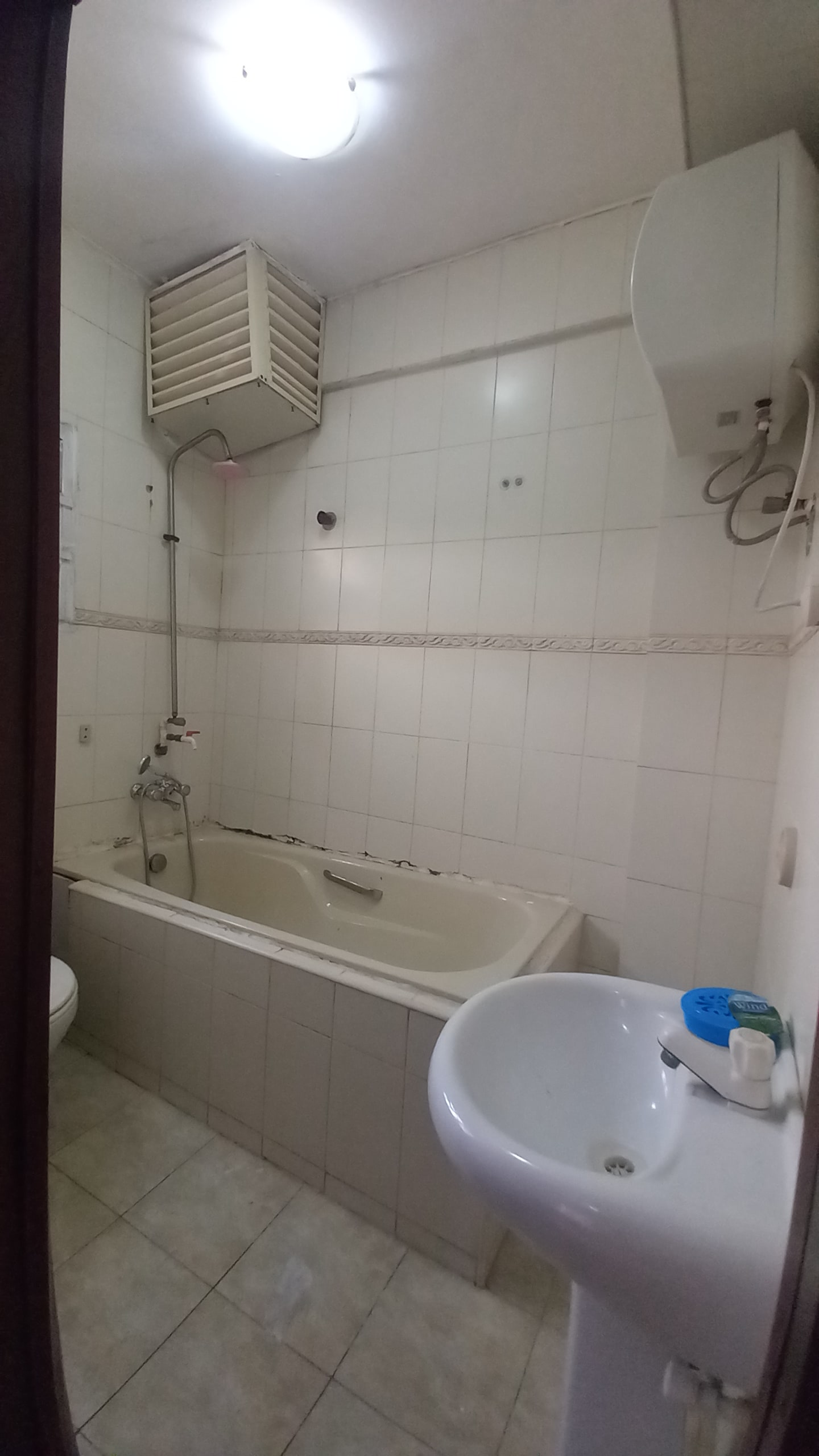 FOR RENT: 3Bedroom apartment in a Well-secured Estate - Image 7