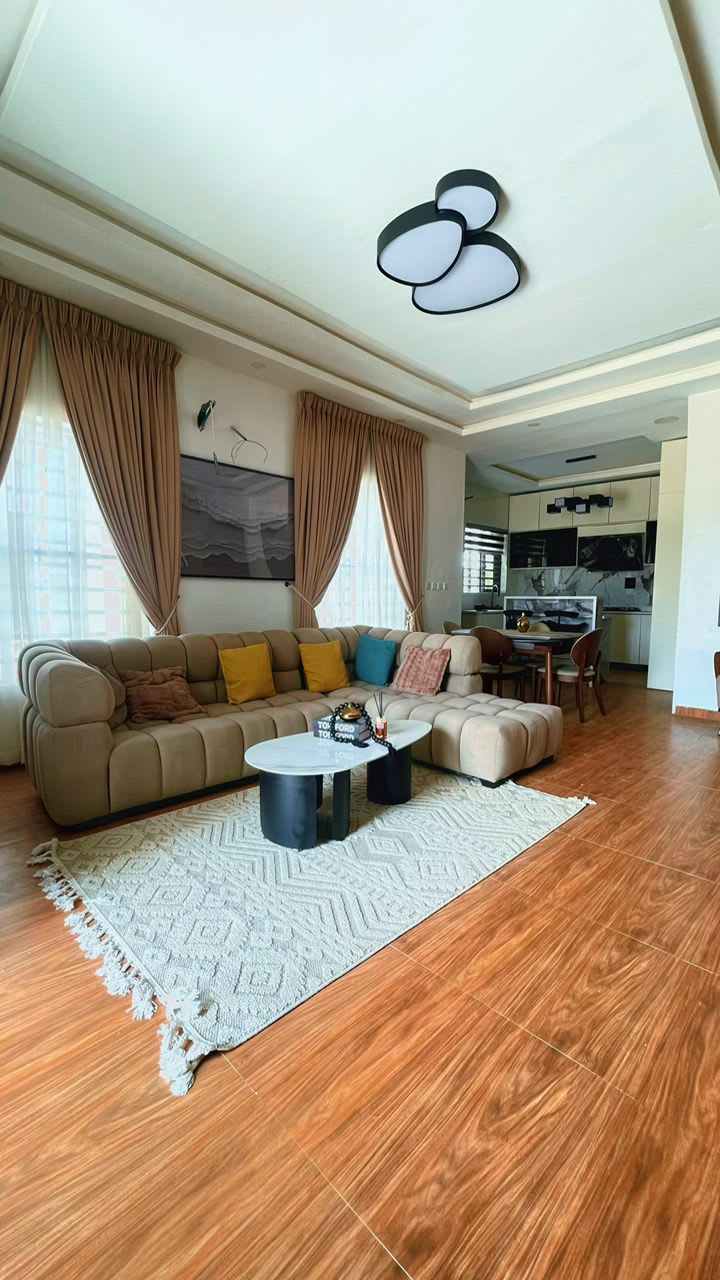 CELEBRATION GREEN VILLA