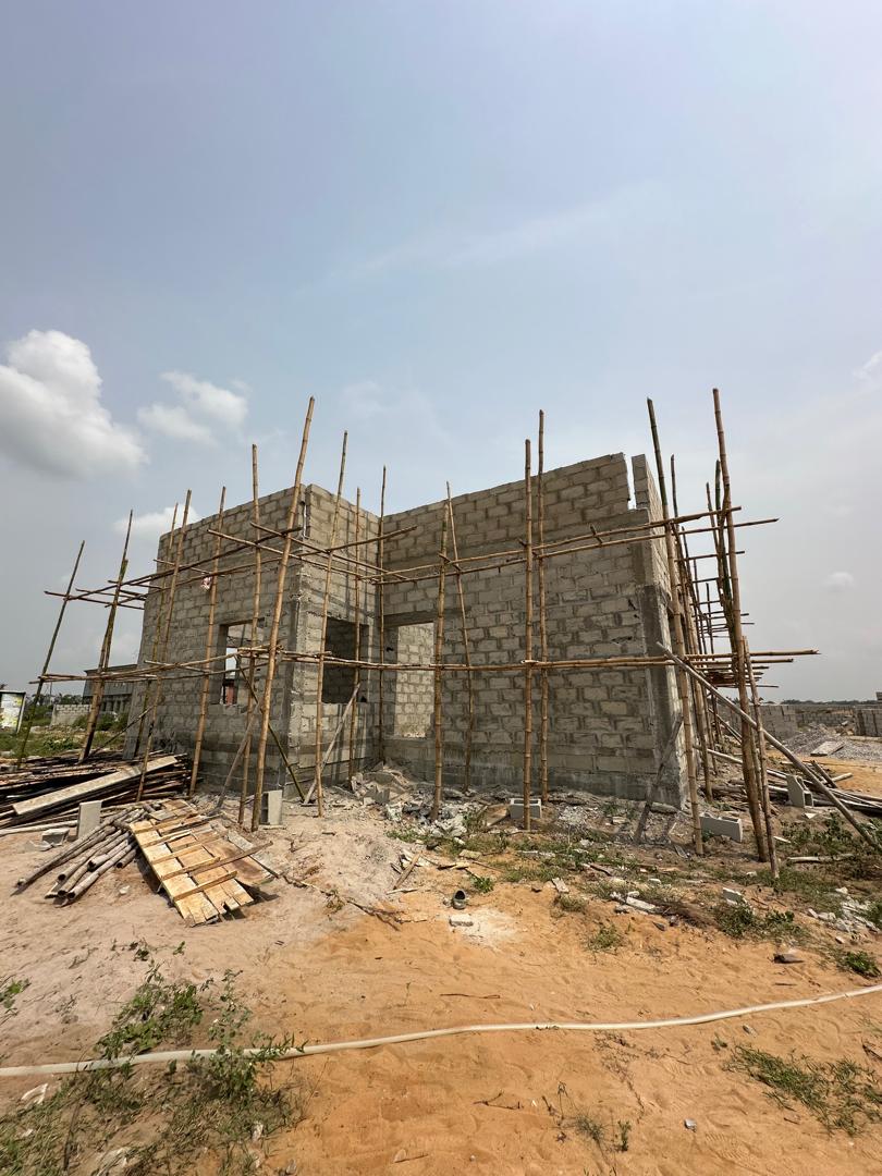 Ẹ̀RÍ Lagos Bungalow & Resort Estate - Image 5