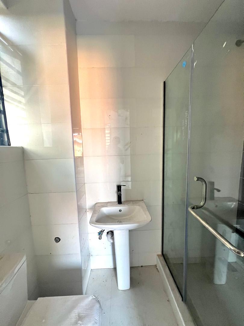 2BEDROOM APARTMENT • OLOGOLO, LEKKI • ₦120M - Image 6