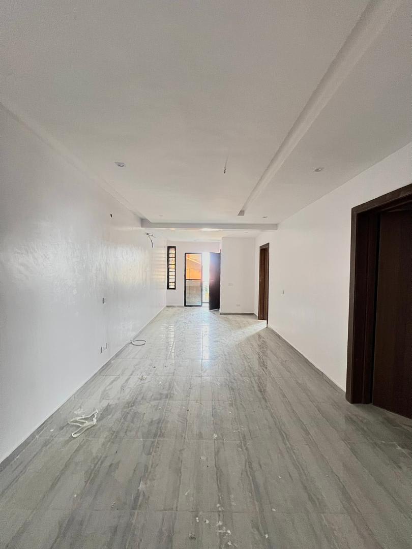 2BEDROOM APARTMENT • OLOGOLO, LEKKI • ₦120M - Image 8