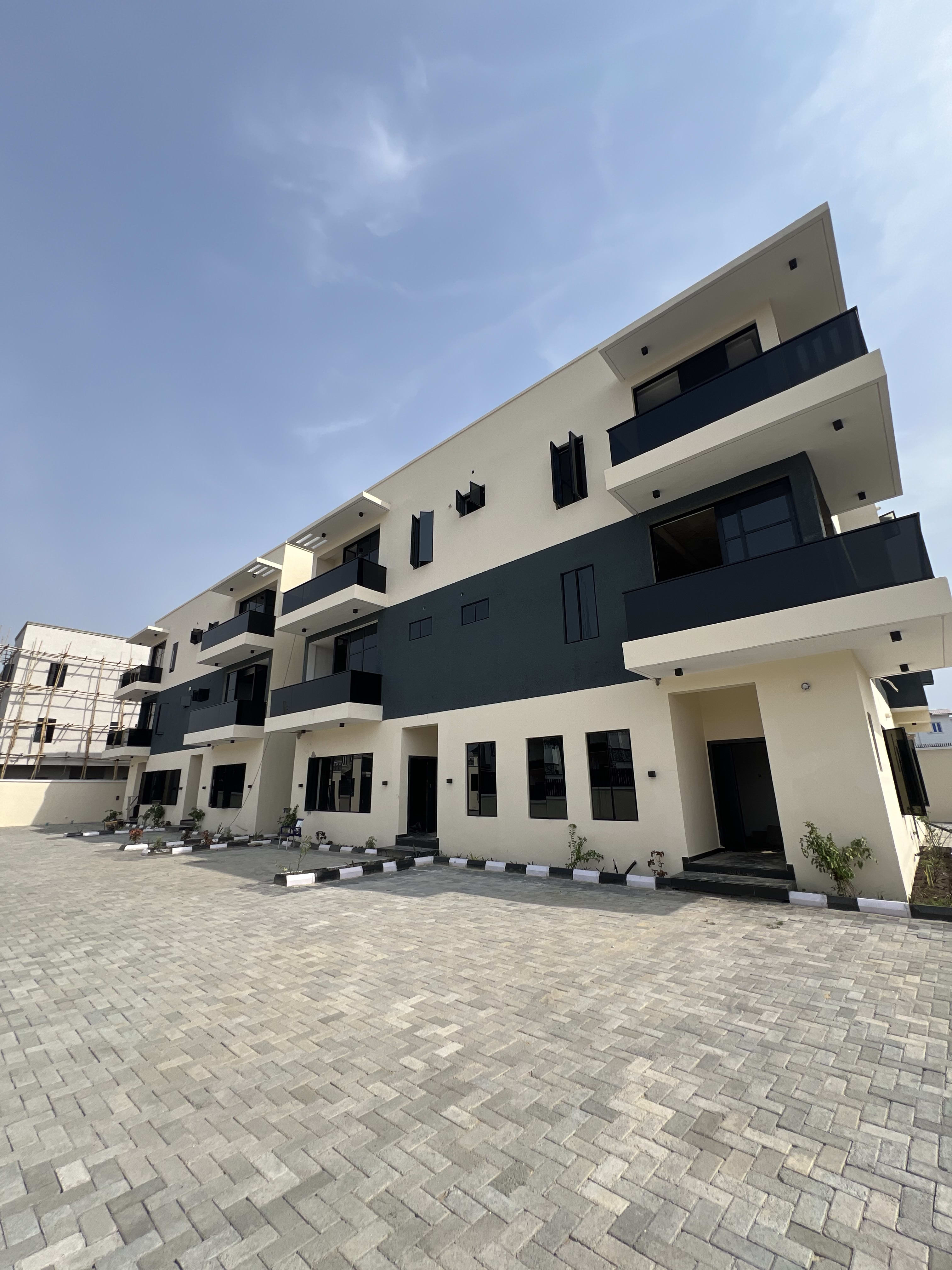 4BEDS/3BEDS LUXURIOUS TERRACES. - Image 1
