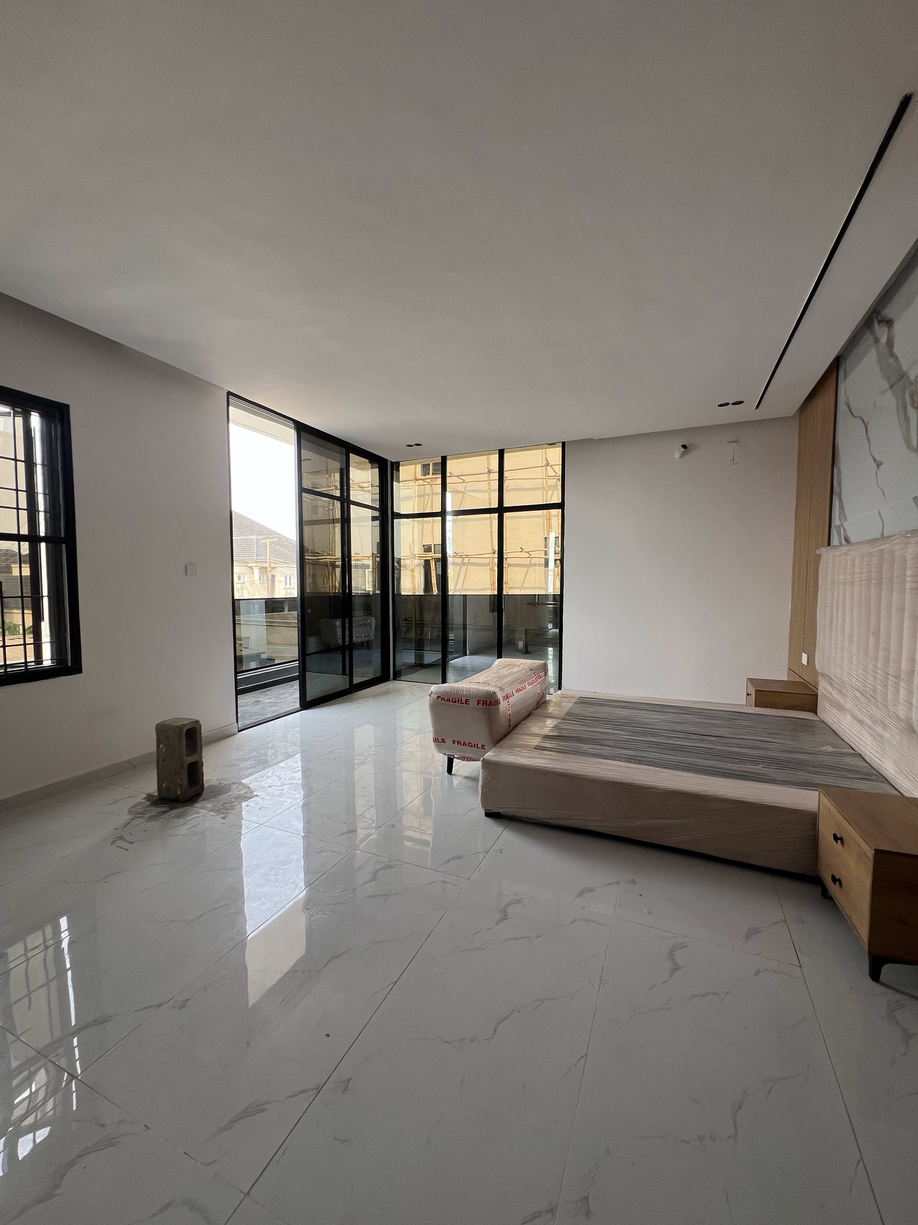 4BEDS/3BEDS LUXURIOUS TERRACES. - Image 12