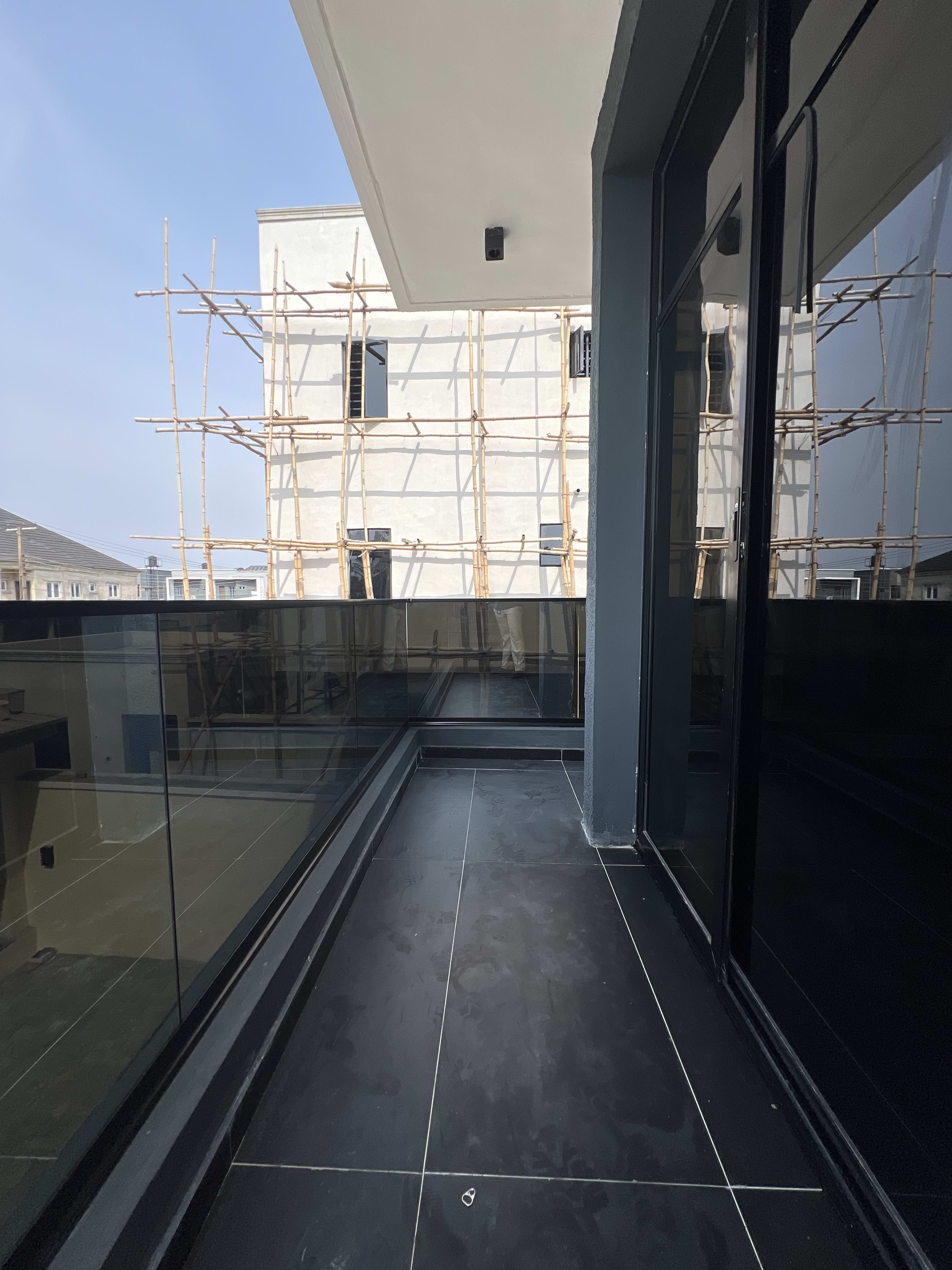 4BEDS/3BEDS LUXURIOUS TERRACES. - Image 15