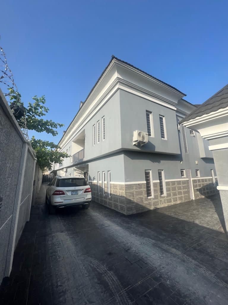 Beautiful 3 bedroom apartment for rent - Image 2