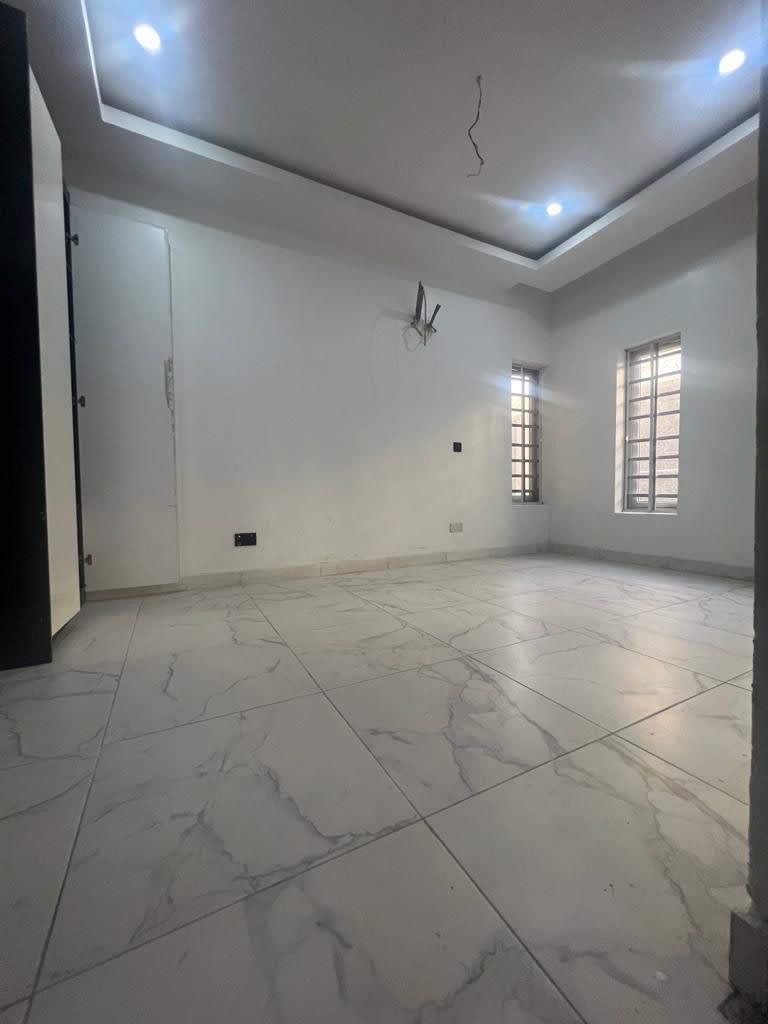 Beautiful 3 bedroom apartment for rent - Image 5