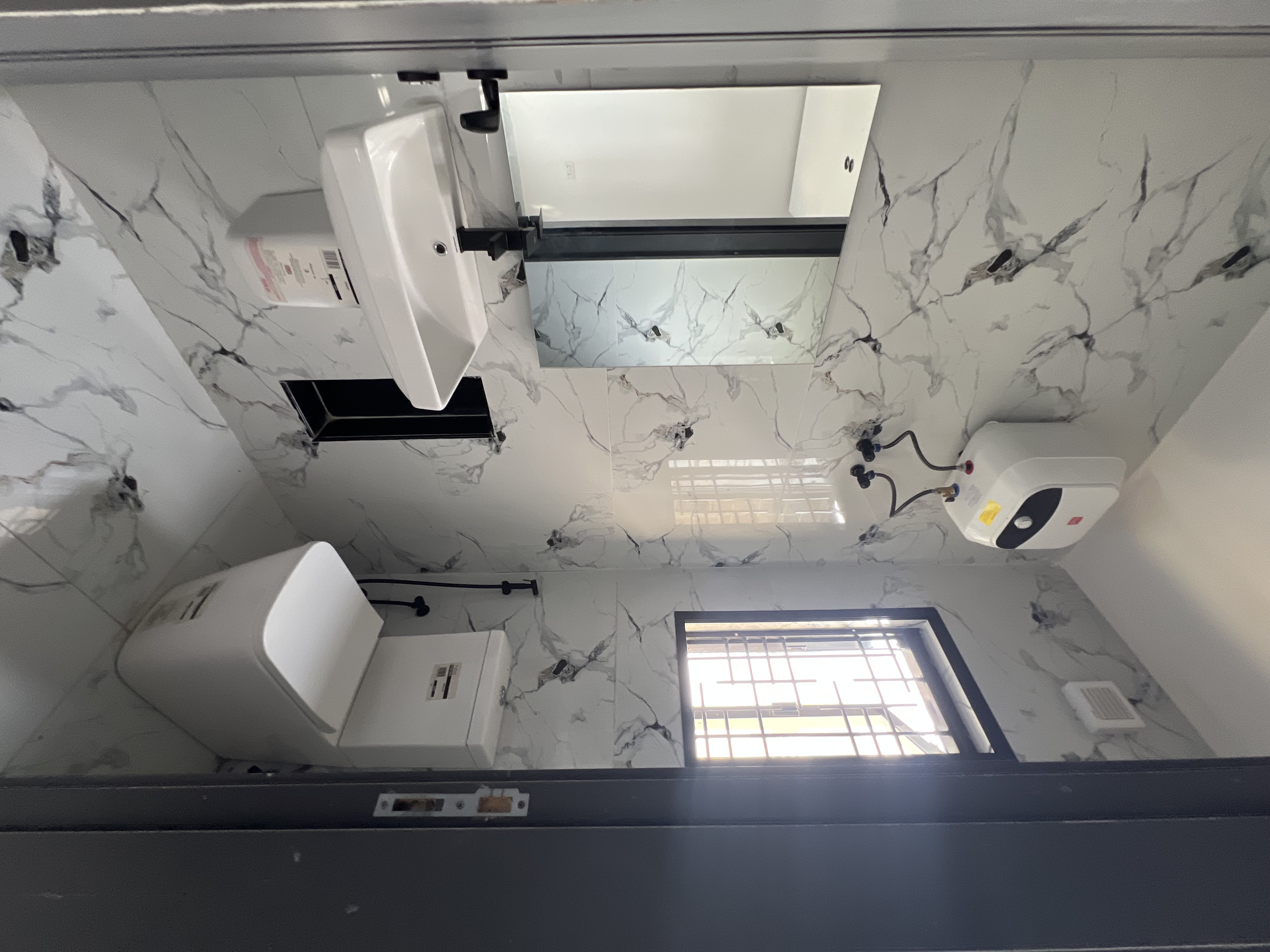 4BEDS/3BEDS LUXURIOUS TERRACES. - Image 9