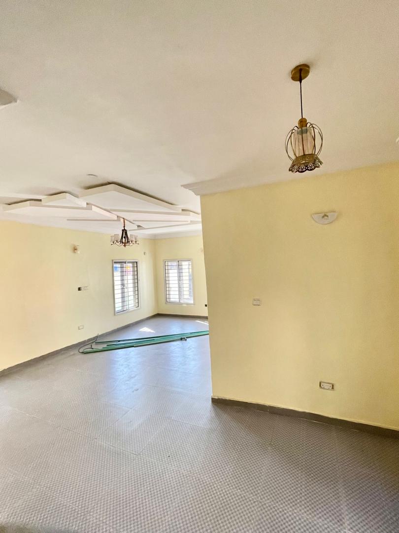 Spacious 5 bedroom fully detached duplex with bq - Image 5