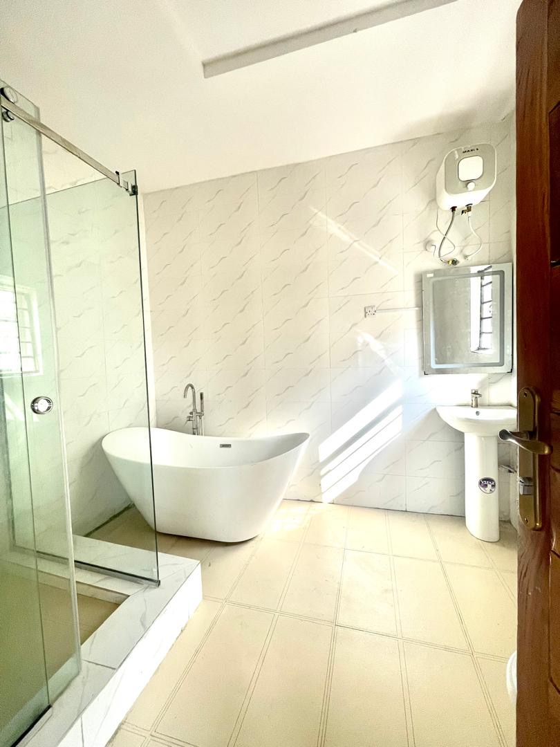 Spacious 5 bedroom fully detached duplex with bq - Image 13