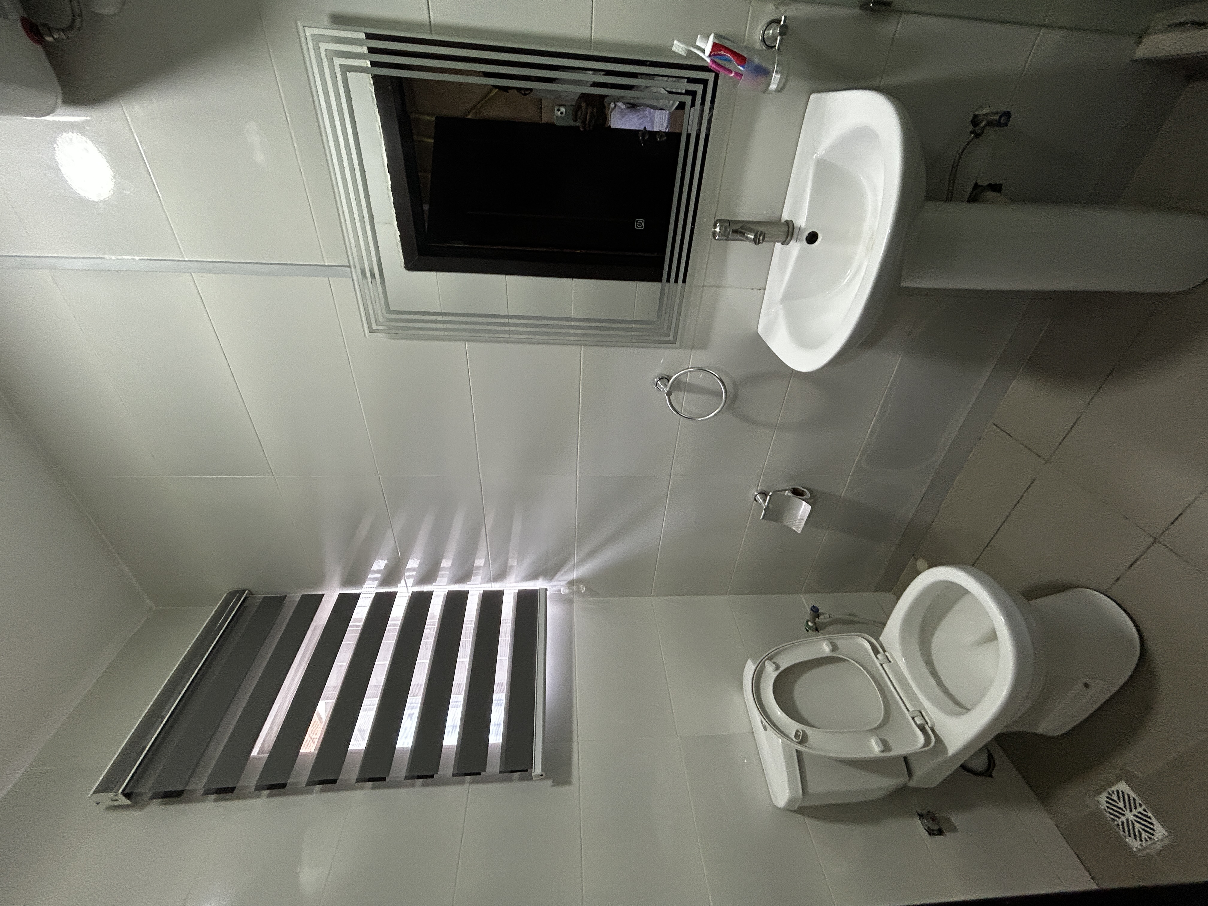 TO LET: FULL FURNISHED 2BEDROOM +SOLAR - Image 7