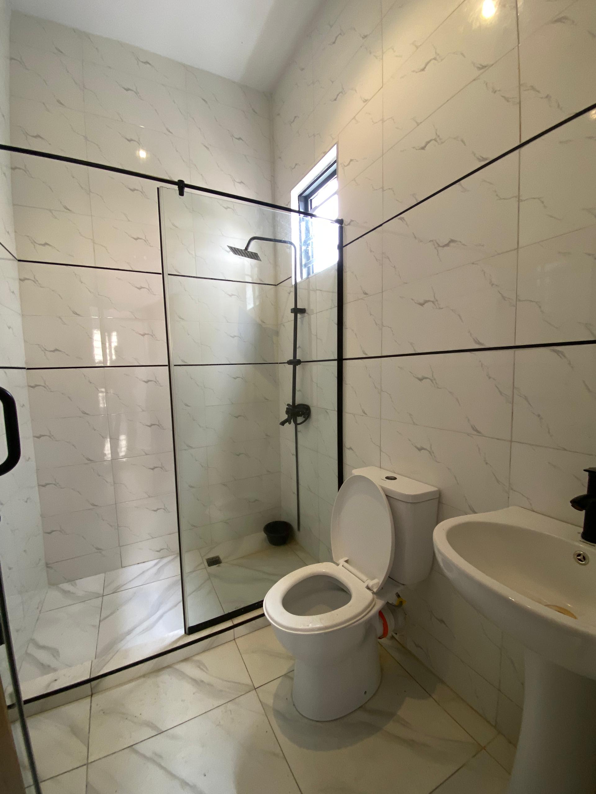 🧩TO-LET: 4BEDROOMS SEMI-DETACHED DUPLEX - Image 5