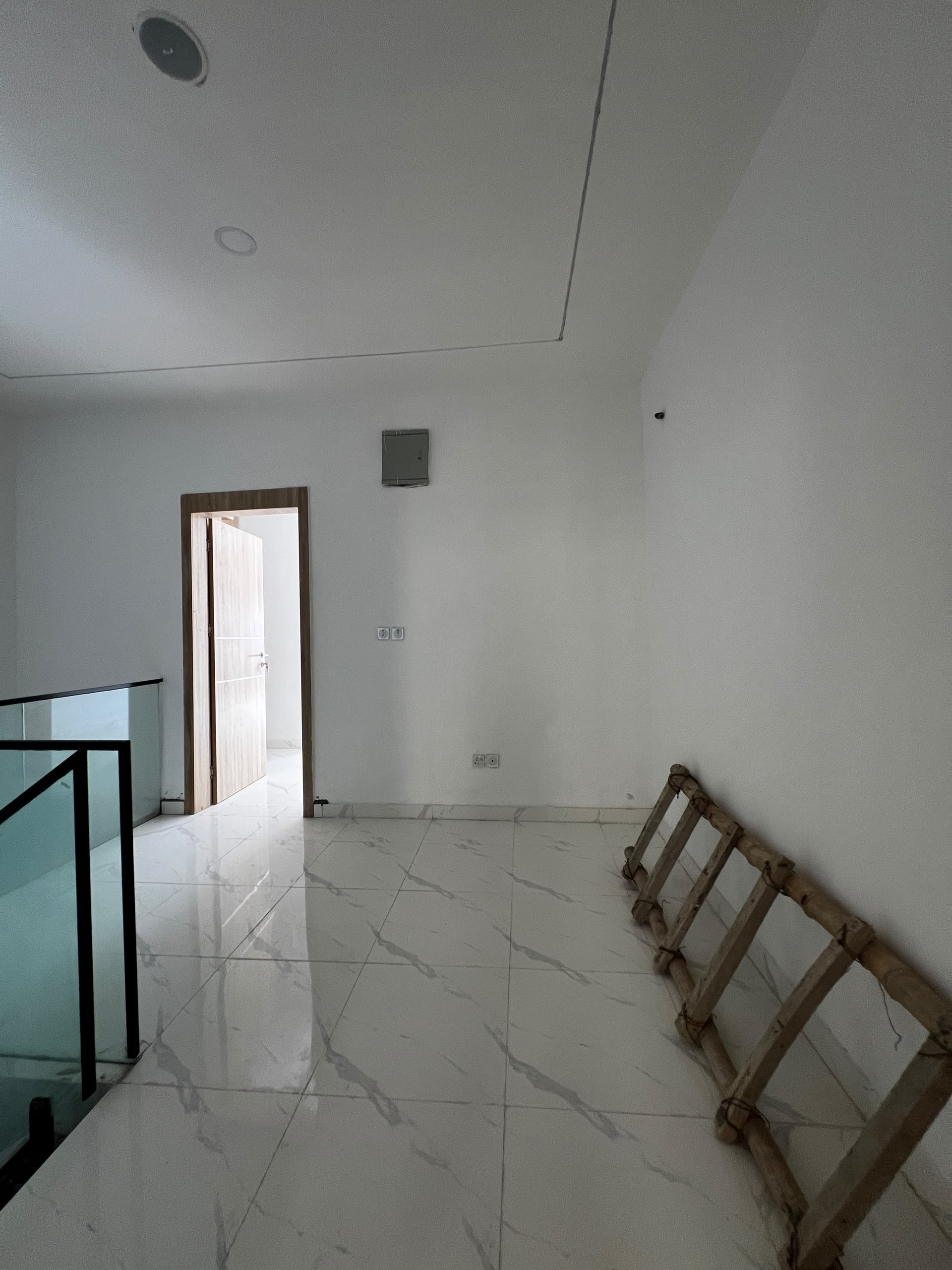 CLEAN 3BEDROOMS TERRACED DUPLEX WITH BQ• - Image 5