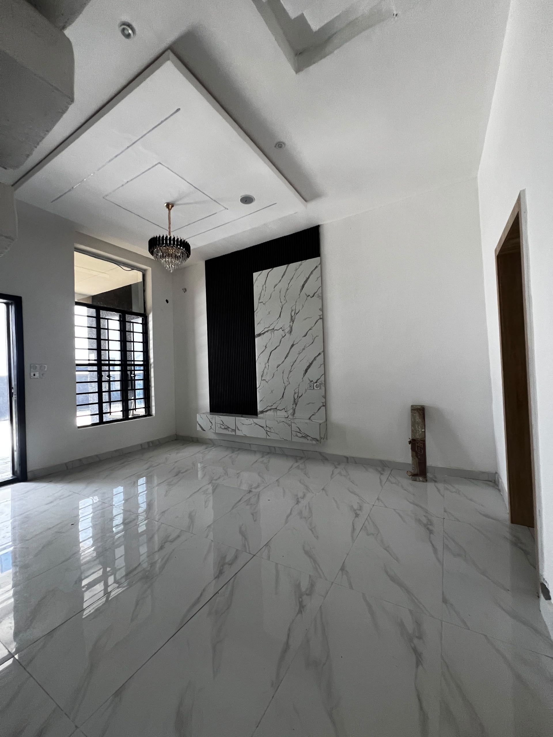 CLEAN 3BEDROOMS TERRACED DUPLEX WITH BQ• - Image 9