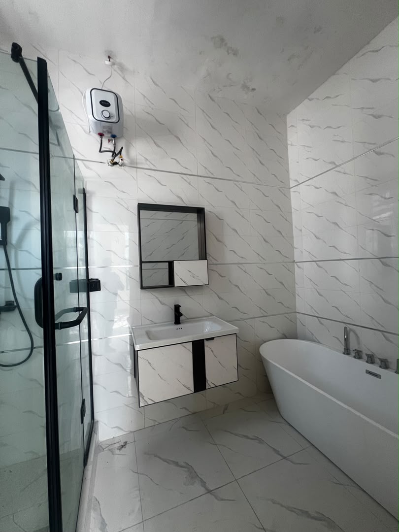 5BEDROOMS DETACHED DUPLEX WITH BQ - Image 5