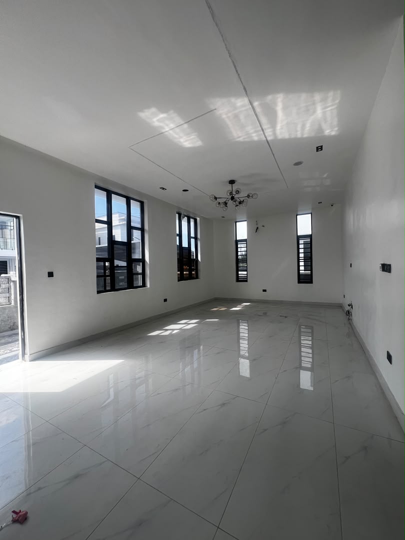 5BEDROOMS DETACHED DUPLEX WITH BQ - Image 11