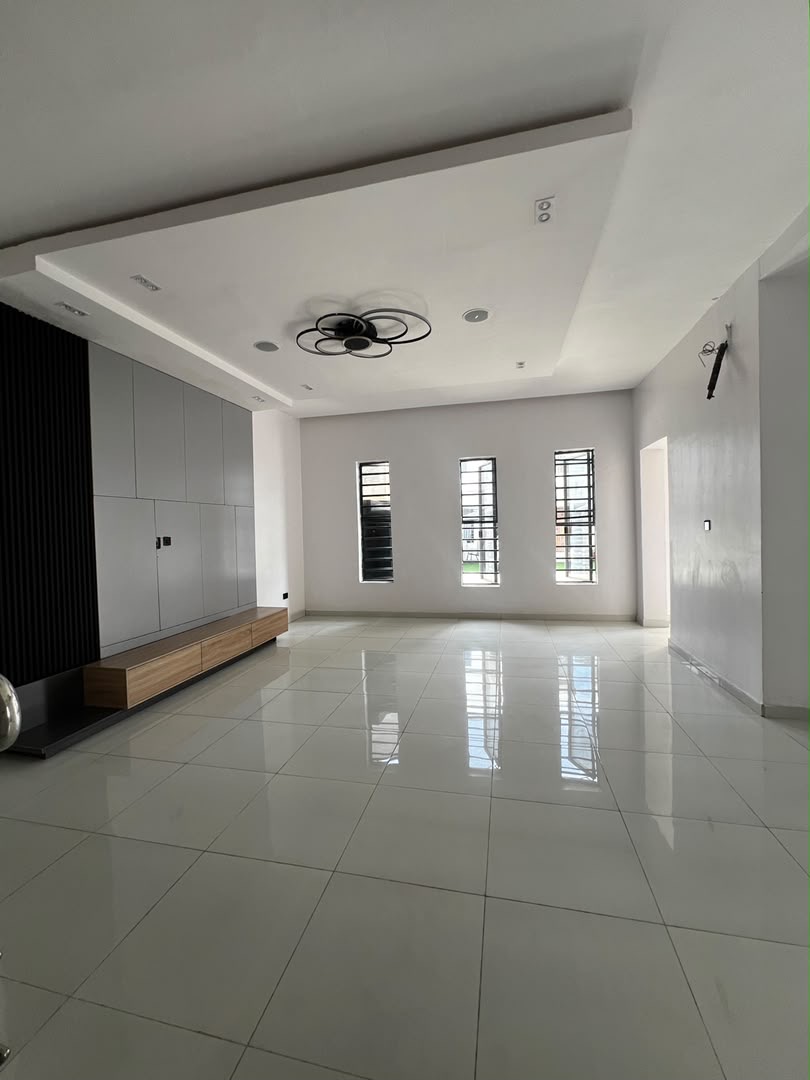 4BEDROOMS SEMI-DETACHED DUPLEX WITH BQ• - Image 5