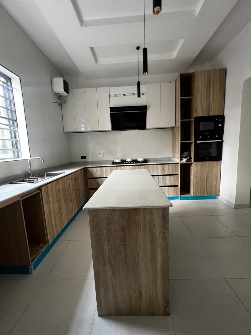 4BEDROOMS SEMI-DETACHED DUPLEX WITH BQ• - Image 7