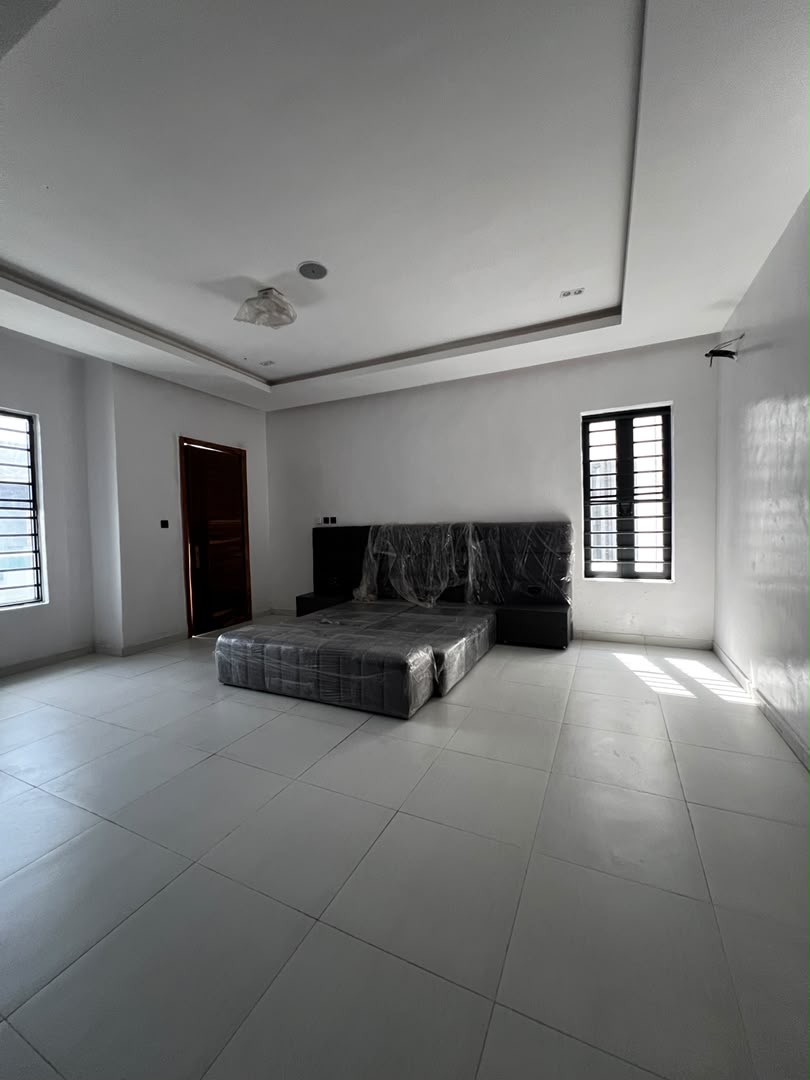 4BEDROOMS SEMI-DETACHED DUPLEX WITH BQ• - Image 9