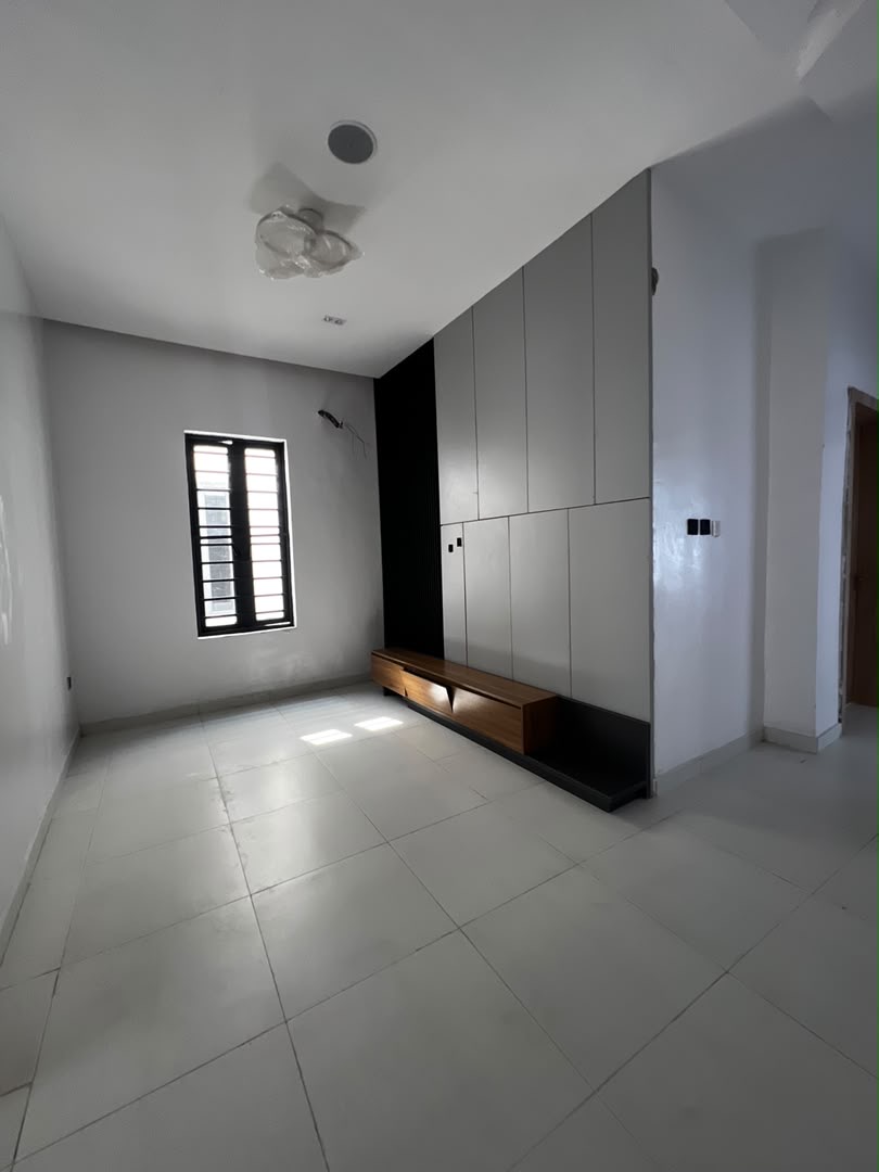 4BEDROOMS SEMI-DETACHED DUPLEX WITH BQ• - Image 11