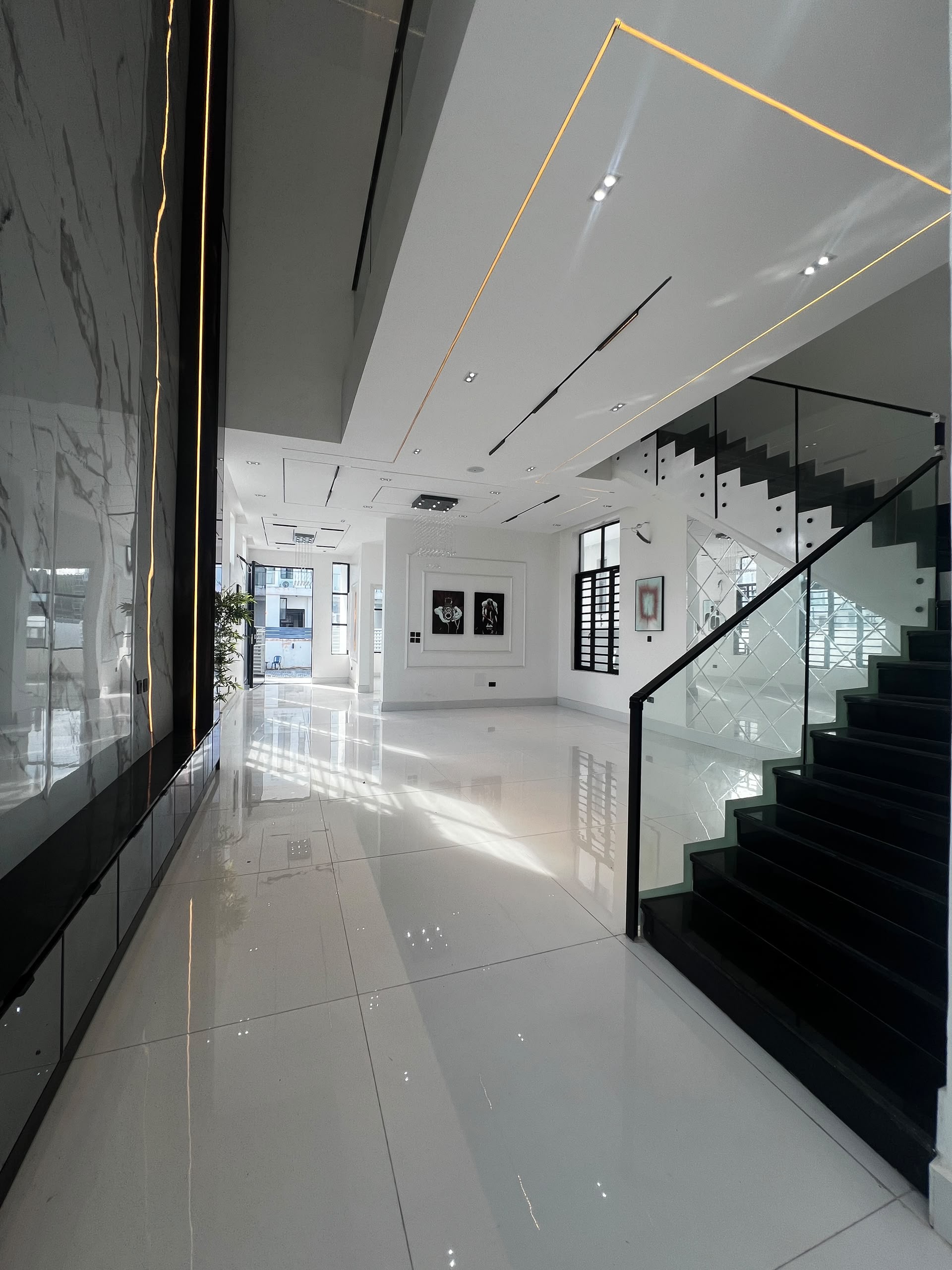 5BEDROOM DETACHED DUPLEX WITH BQ - Image 3