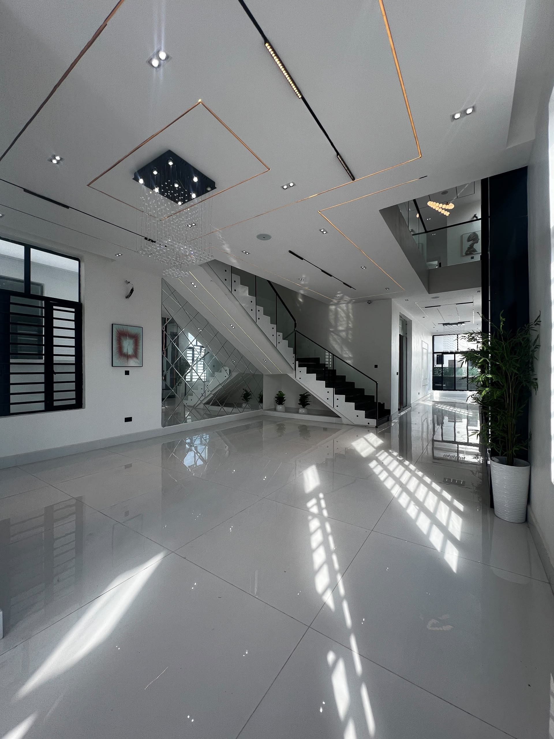 5BEDROOM DETACHED DUPLEX WITH BQ - Image 4