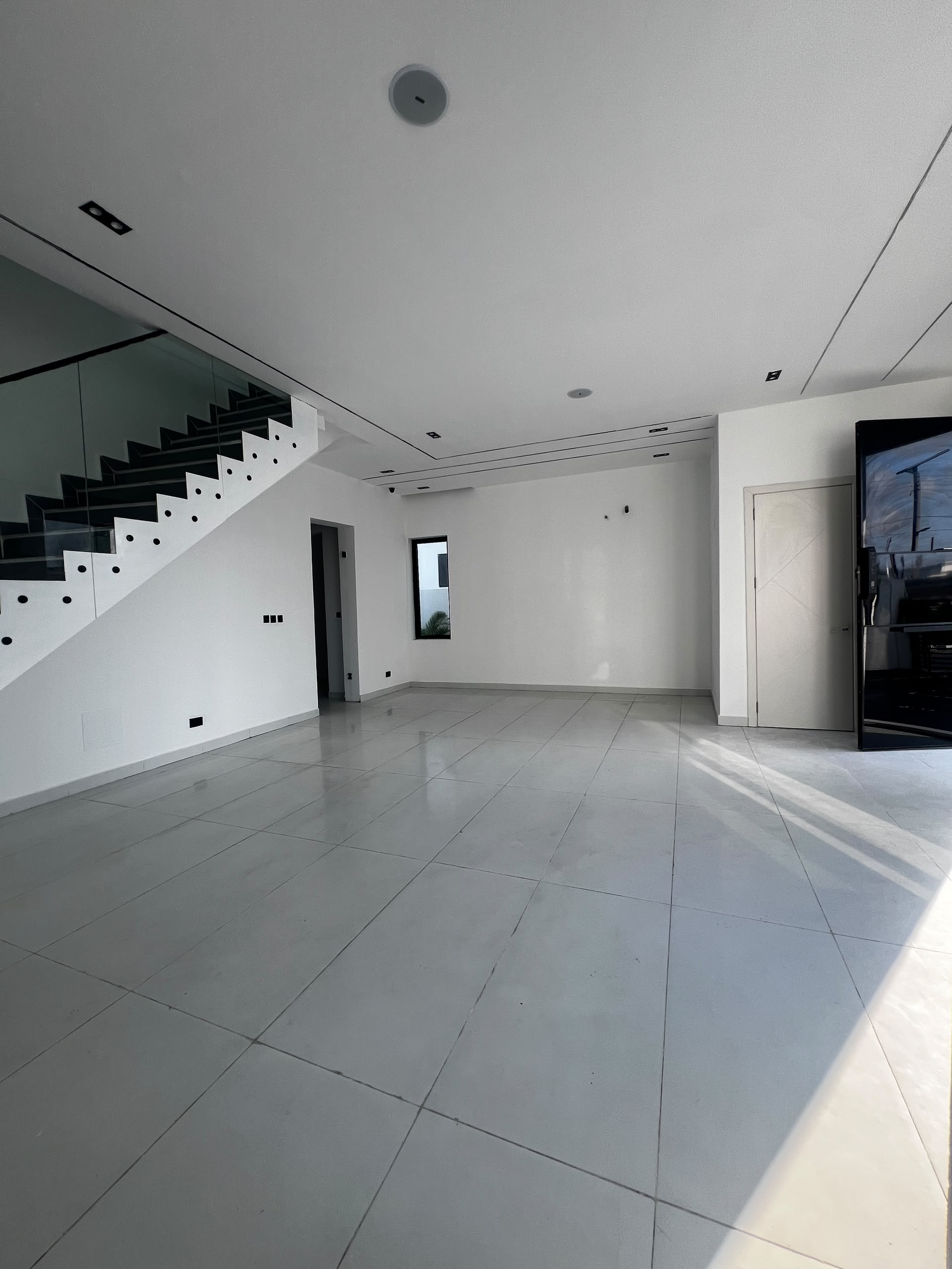 BEAUTIFUL 5BEDROOM DETACHED DUPLEX WITH BQ - Image 3