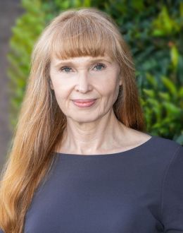 Image of Maia R. Albrecht