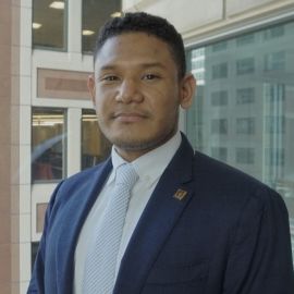 Image of Luis Fiallos