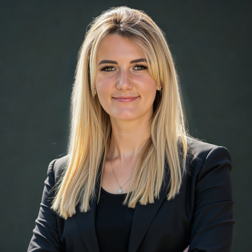Image of Caroline Booth