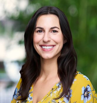 Lauren Blackwelder Headshot