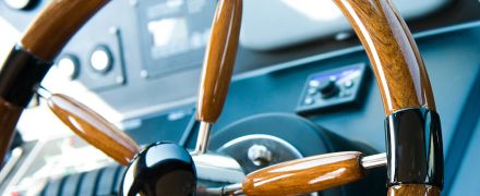 Boat steering wheel