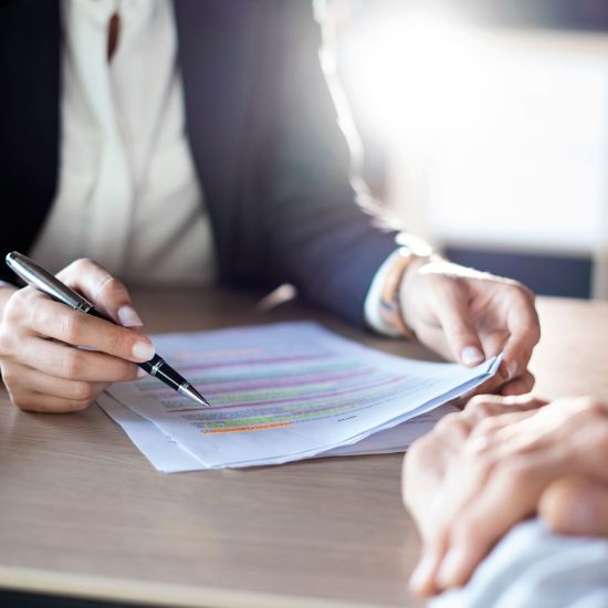 Business people discussion advisor concept