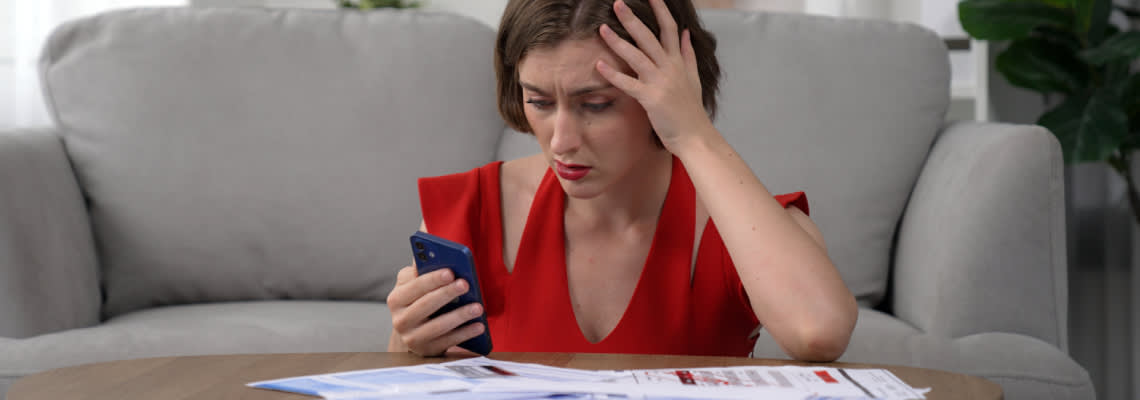 Stressed women with financial problem