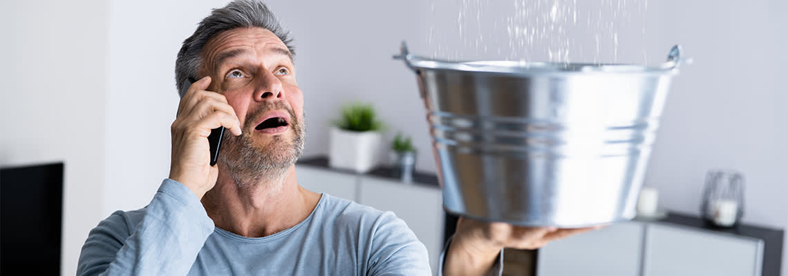 Tenant complaining about water leakage on phone